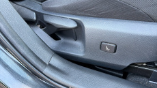 Toyota Corolla 1.8 VVT-i Hybrid Icon Tech 5dr CVT Hybrid Hatchback